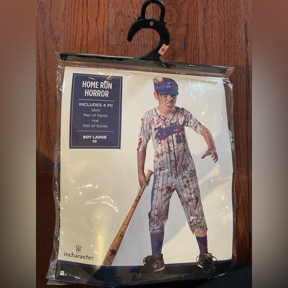 Halloween costume - Picture 1 of 1